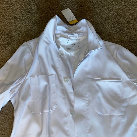 Figs Men’s Bass Dental Lab Coat - Picture 7 of 8